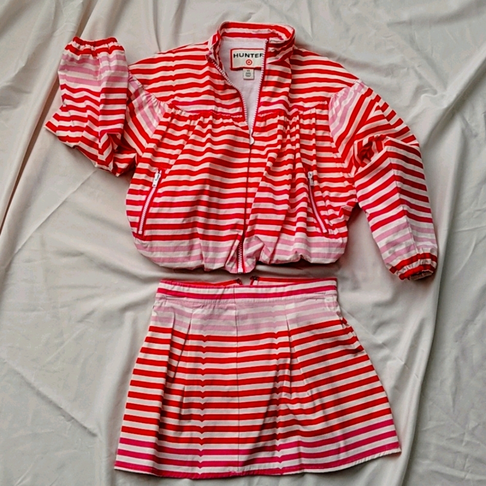 Two piece set